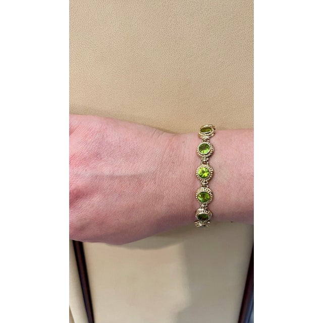 16 Carat Genuine Natural Peridot Tennis Bracelet 14 Karat Yellow Gold 16 Gram For Sale - Image 13 of 18
