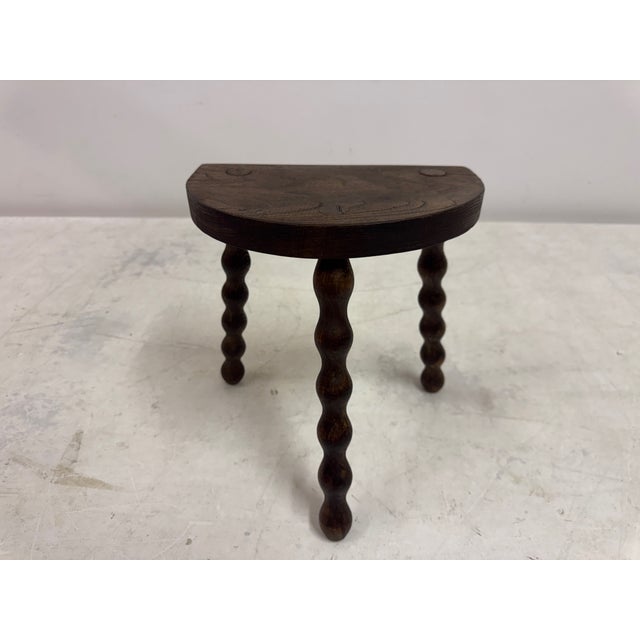 1950s French Half-Moon Tripod Milking Stool, 1950s For Sale - Image 5 of 10