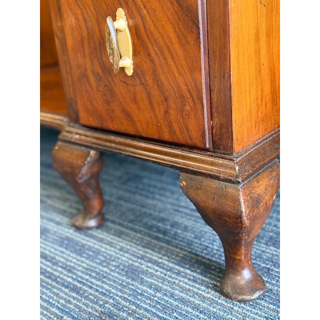 Antique Victorian Dressing Table With Tri-Fold Mirrors and Celluloid Handles (French Ivory) For Sale - Image 16 of 18