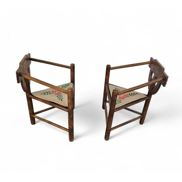 Swedish Carved Monk Chairs attributed to Bernhard Hoettger, Sweden, 1940s, Set of 2 For Sale - Image 4 of 18
