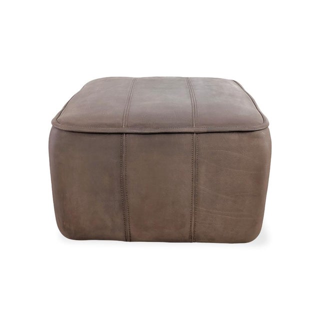 Mid-Century Modern Ottomans in Buffalo Leather from de Sede For Sale - Image 4 of 7
