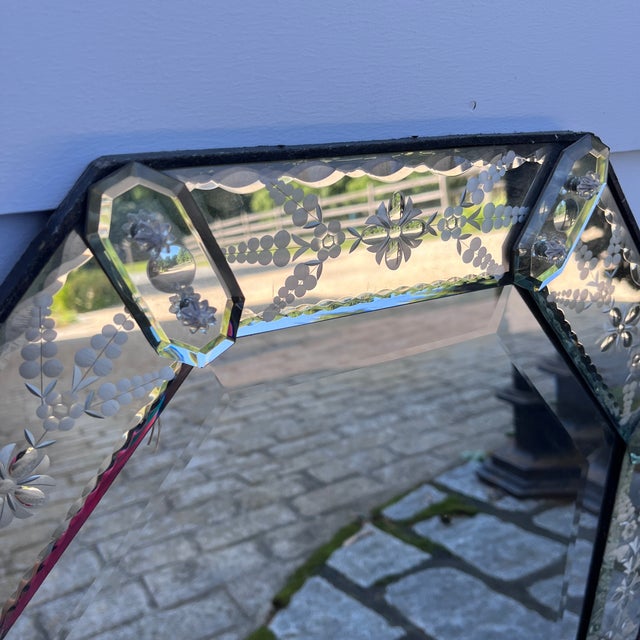 Antique Venetian-Style Etched Glass Octagonal Wall Mirror For Sale - Image 4 of 9