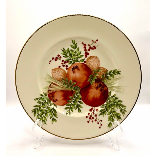 Traditional Lenox Holiday Luncheon Plate Williamsburg Boxwood & Pine For Sale - Image 3 of 5