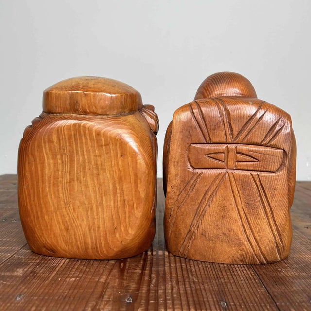 Brown Shōwa Period Wooden Ebisu and Daikoku Gods, Kisoji, Japan, 1980s, Set of 2 For Sale - Image 8 of 10