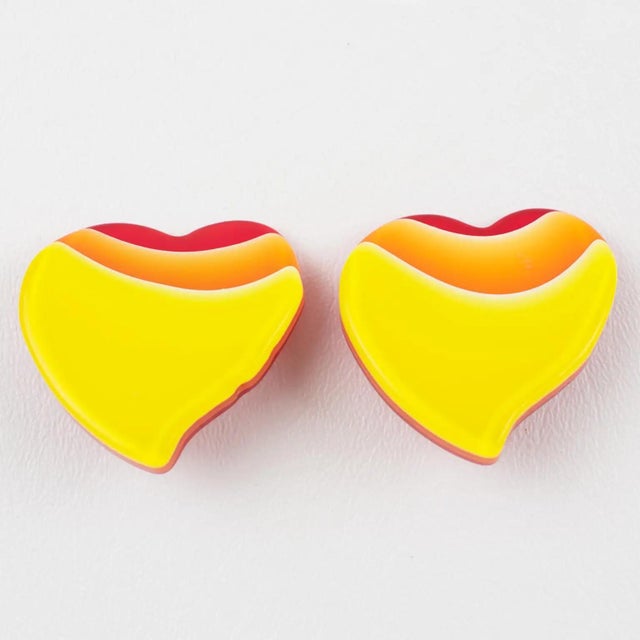 Pop Art Yellow and Orange Lucite Heart-Shaped Clip Earrings For Sale - Image 4 of 6