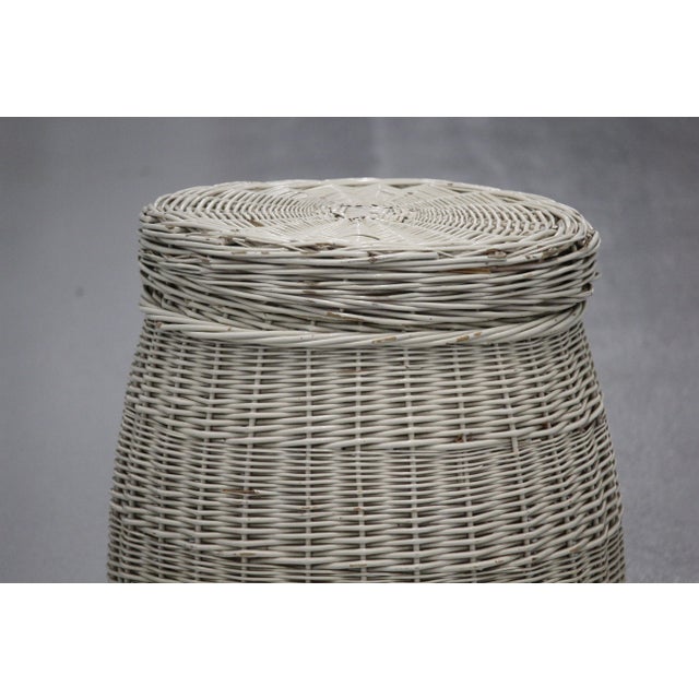 White Wicker Basket with Lid, 1970s For Sale - Image 11 of 12
