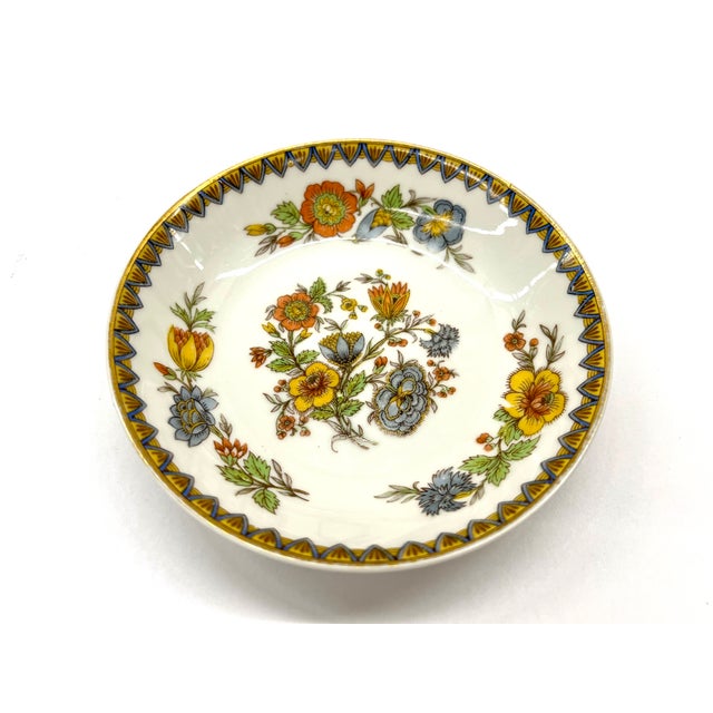 1960s Vintage Haviland Limoges the Amiens Porcelain Floral Print Berry/Dessert Bowls - Set of 10 For Sale - Image 5 of 13