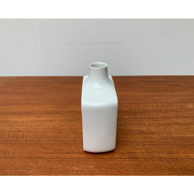 Vintage German Minimalist Porcelain Vase from Fürstenberg For Sale - Image 6 of 18