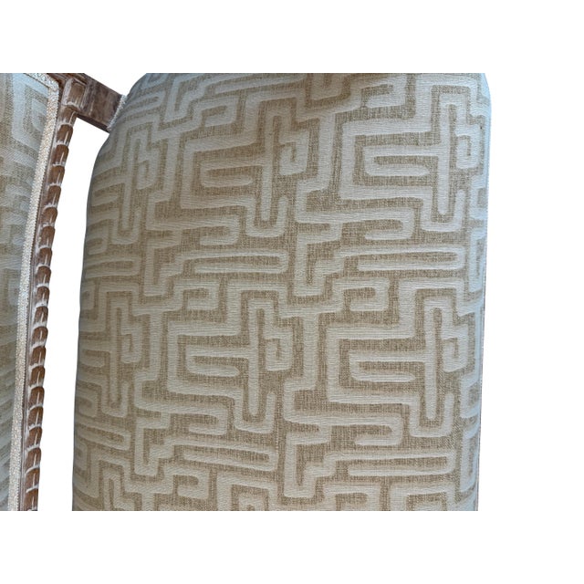 French Mid 20th Century French Carved Natural Wood Settee with Modern Geometric Pattern Beige Upholstery For Sale - Image 3 of 18