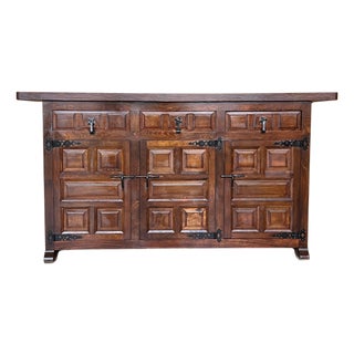 Late 19th Century Spanish Baroque Carved Walnut Tuscan Three Drawers Credenza or Buffet For Sale