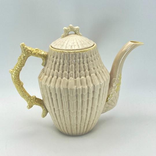 Mid 20th Century Vintage Coastal Belleek Ireland Limpet Yellow Coffee Pot With Lid 5th Mark: 1955-1965 For Sale - Image 5 of 18