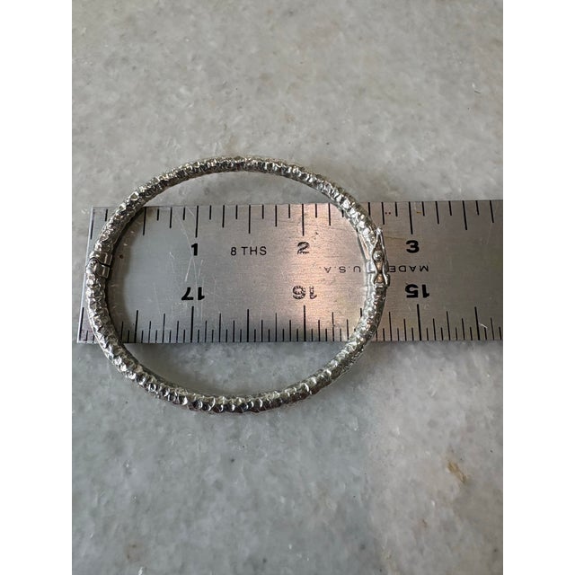 Painted Sterling Silver Bangle Bracelet Hammered Design For Sale - Image 4 of 4