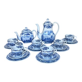 Blue and White Royal Homes of Britain Tea and Coffee Service from Enoch Wedgwood, 1950s, Set of 20 For Sale