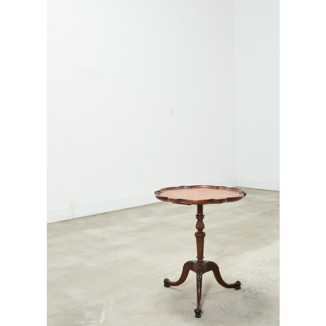 Georgian Style Carved Mahogany Pie Crust Tripod Drinks Table For Sale - Image 13 of 18
