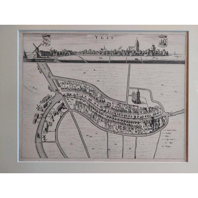 Antique map titled 'Ylst'. Old map and city view of the city of IJlst, Friesland. This map originates from 'Beschrijvinge...