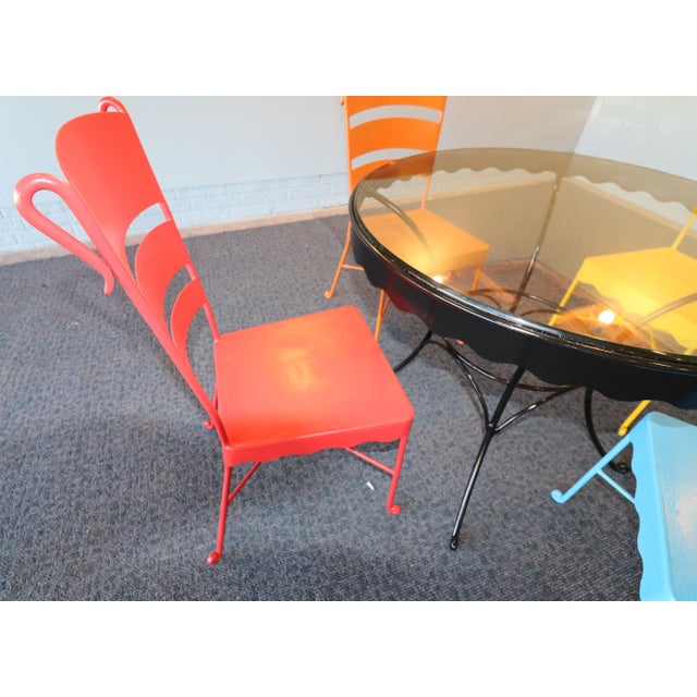 Vintage Mid-Century Stamped-Steel Strap/Slat-Back Patio Dining Chairs (Bistro/Café Form), 1950s–60s. For Sale - Image 4 of 11