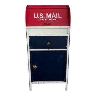 Mid 20th Century Red, White and Blue U.S. Mail Toy Box Storage Cabinet For Sale