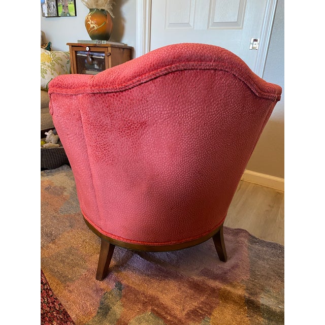 Red Circa 1920s French Art Deco Painted Channel-Back Chaise Lounge For Sale - Image 8 of 8