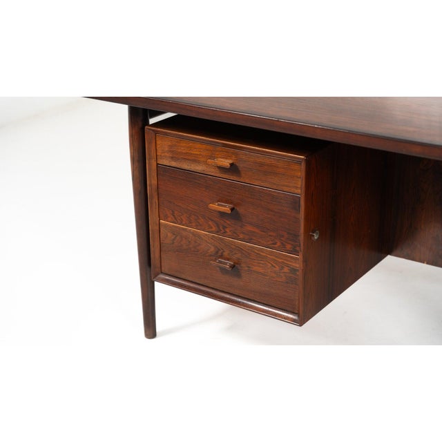 Wood 207 Executive Desk by Arne Vodder for Sibast, 1960s For Sale - Image 7 of 12