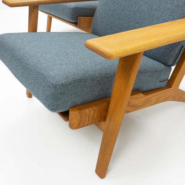 Wood GE 290 Armchairs by Hans Wegner for Getama, 1960s, Set of 2 For Sale - Image 7 of 14