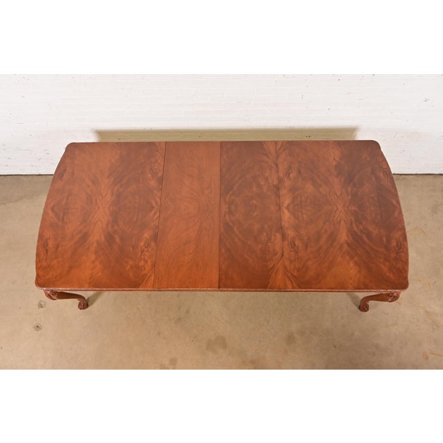 1920s Romweber Antique Chippendale Burl Wood Extension Dining Table, Newly Refinished For Sale - Image 5 of 14