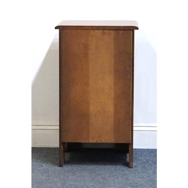 Abernathy Furniture Co. Solid Hard Rock Maple Early American 16" Open Cabinet Nightstand For Sale - Image 11 of 12