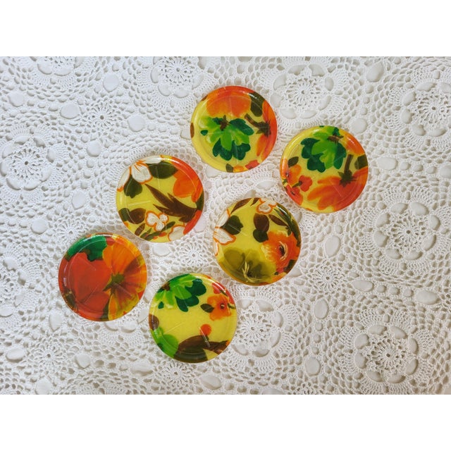 Plastic 1960s Mod Floral Plastic Coasters - Set of 6 For Sale - Image 7 of 7