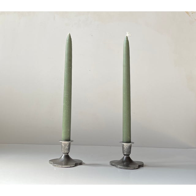 Gray Art Deco 3-Clover Pewter Candlesticks from Just Andersen, 1940s, Set of 2 For Sale - Image 8 of 8