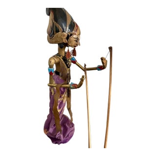Vintage 1980s Indonesian Wayang Golek 23" Rod Puppet Javanese Folk Art W/ Base For Sale