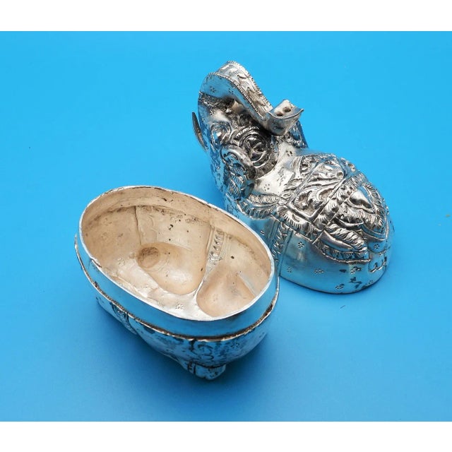 1940s 1940s South East Asia Fine Silver .500 Royal Elephant Shaped Box For Sale - Image 5 of 7