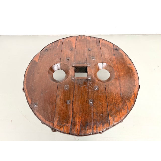 1950s Brazilian Folk Art Brutalist Circular Coffee Table in Wood, 1950s For Sale - Image 5 of 18