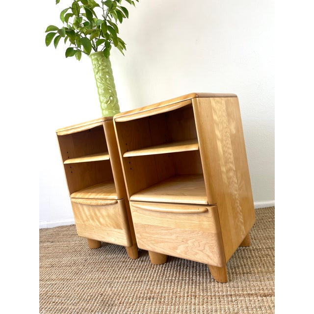 Vintage Mid-Century Modern Heywood Wakefield Pair of Encore Nightstands Model 518 For Sale - Image 9 of 18