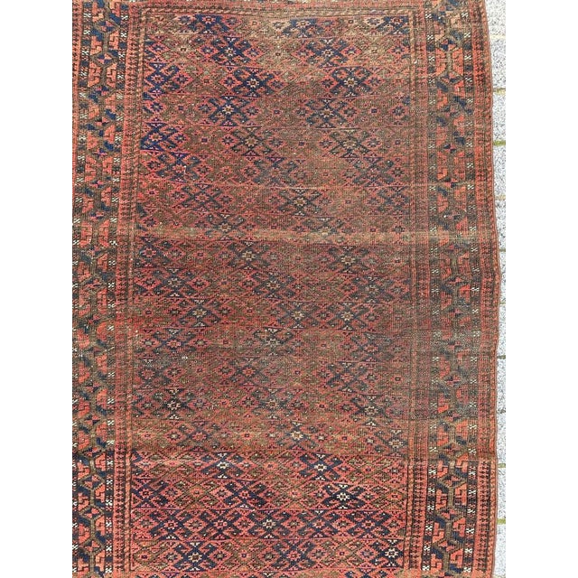 Beautiful antique Baluch rug with nice tribal design and beautiful natural colours, with some wears, entirely hand knotted...
