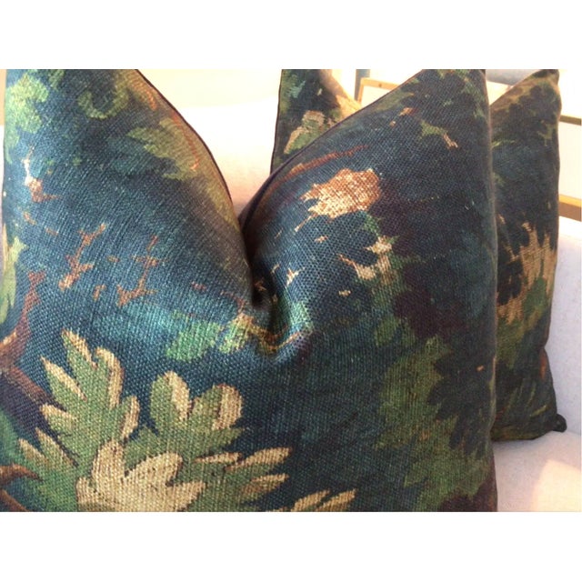 Product listing is for a lumbar pillow in the specified size - pillow in main image is only to represent fabric and...