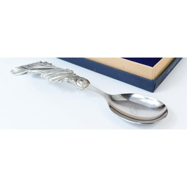 Features Brand: Seagull Pewter Pattern: Iris (1994 release) Material: Solid pewter Origin: Canada Pieces: 2 (Spoons)...