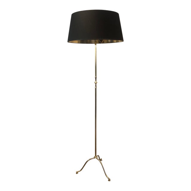 1940s Neoclassical Style Brass Floor Lamp in the style of Maison Jansen For Sale