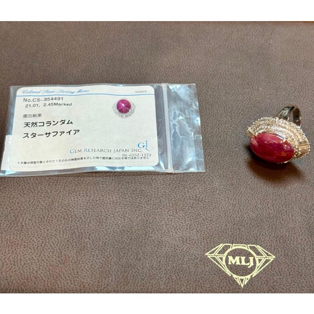 Vintage 21 Ct Star Oval Natural Ruby Cabochon & 2.45 Ct Diamond Ring , Platinum For Sale In New York - Image 6 of 18