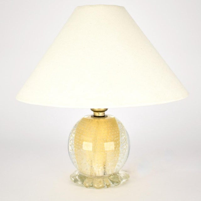 Beautiful Murano bullicante table light. The gold flakes and little bubbles give an absolutely stunning effect. The lamp...