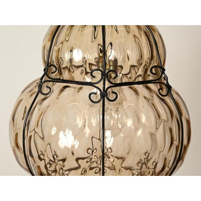 Large Mouth-Blown Murano Amber Glass and Iron Lantern Pendant Light from Seguso, Italy, 1940 For Sale - Image 4 of 18