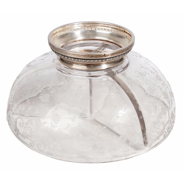 Metal Early 20th Century Edwardian Etched Crystal Glass Salad Bowl With Silver Foot, United Kingdom For Sale - Image 7 of 9