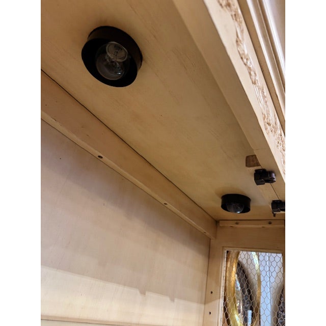 1980s Country French Cabinet W/Chicken Wire For Sale - Image 9 of 13