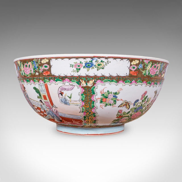 Chinese Large Vintage Famille Rose Fruit Bowl, Oriental, Ceramic, Display Dish, Art Deco For Sale - Image 3 of 10