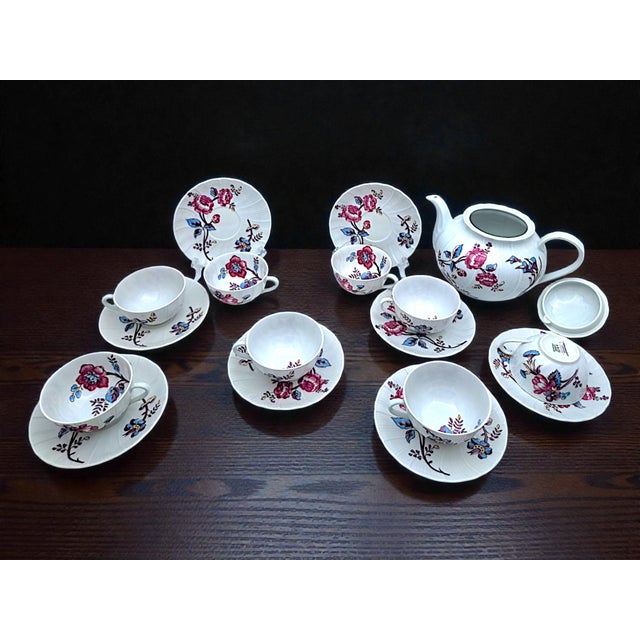 Green Jouy Tea Service from Bernardaud Limoges, 1980s, Set of 17 For Sale - Image 8 of 10