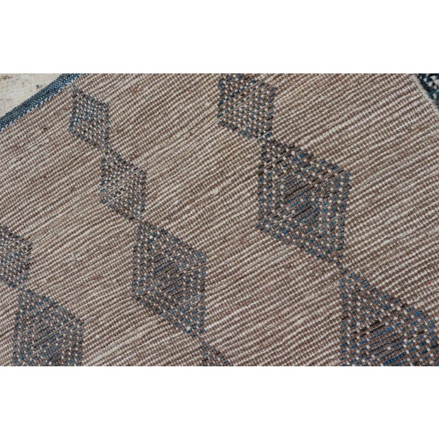 Modern Hand-Knotted Runner in Wool With Diamond Design in Blue and Ivory 3'1 X 10'1 For Sale - Image 10 of 10