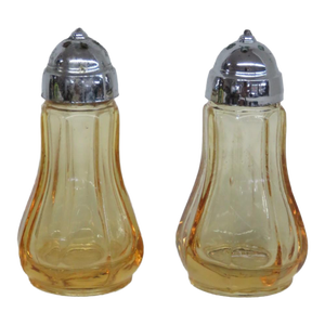 Imperial Glass Ohio Old Williamsburg Yellow Salt and Pepper Shaker Set Usa 4511b