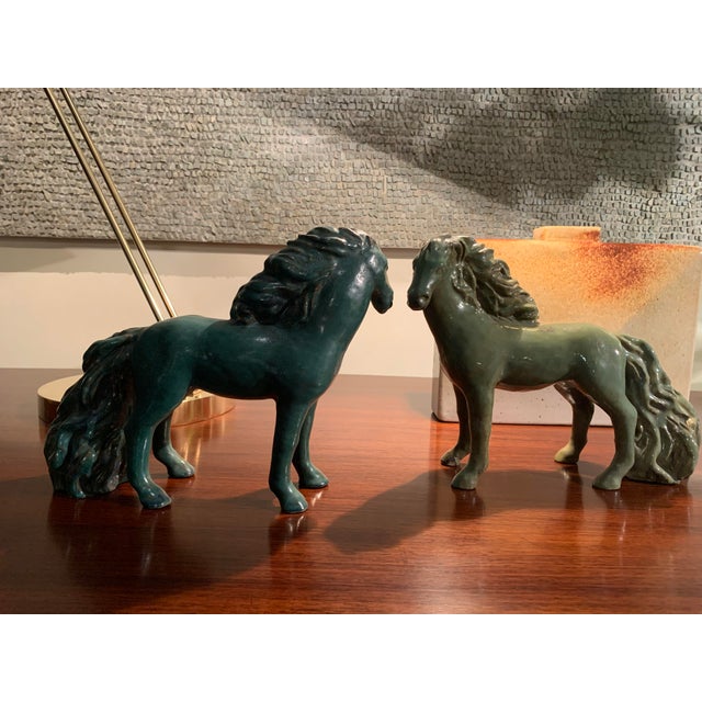 Horses in Glazed Ceramic from Guerrino Tramonti, Faenza, Italy, 1957, Set of 2 For Sale - Image 11 of 14
