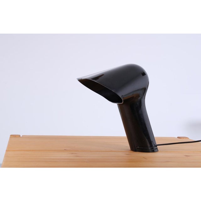 1970s Sorella Black Table Lamp by Guzzini, 1970s For Sale - Image 5 of 17