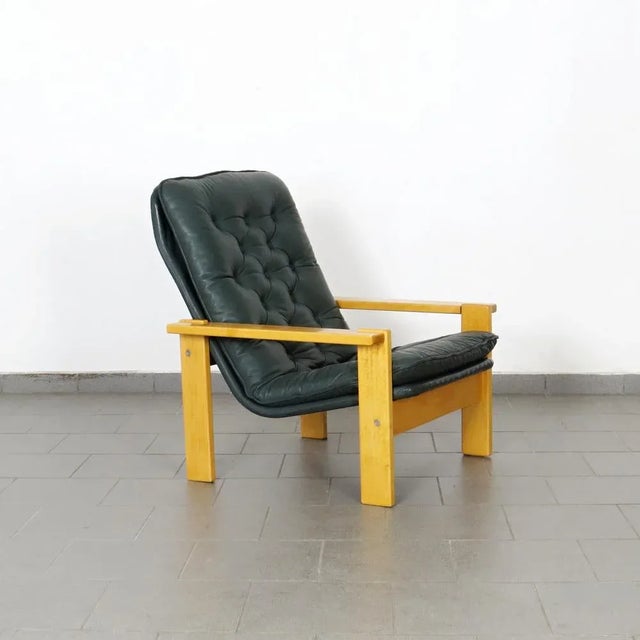 Vintage Armchair in Leather For Sale - Image 6 of 6