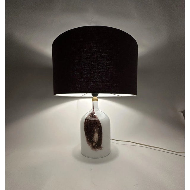 Dimensions: 48,5cm H, 40cm Diameter Condition: Good Material: Glass , fabric Color: Purple, White Up to 250V (Europe/UK...