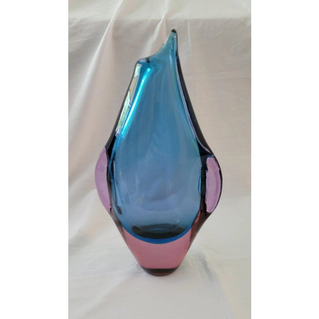 Mid-Century Modern 1970s Mid-Century Modern Sommerso Art Glass Penguin Vase Attrib. Flavio Poli For Sale - Image 3 of 9